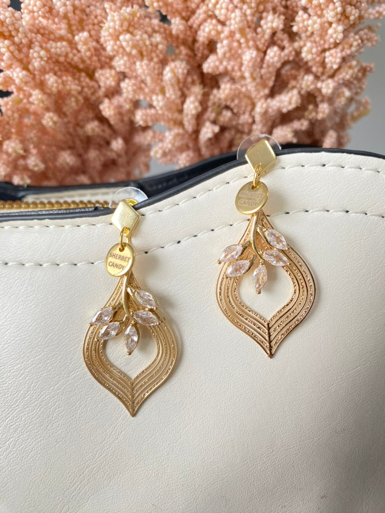 Gold Lace with Cubic Zirconia Branch