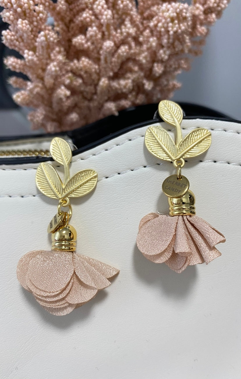 Champagne Fabric Flower with Matte Gold Leaf Dangle