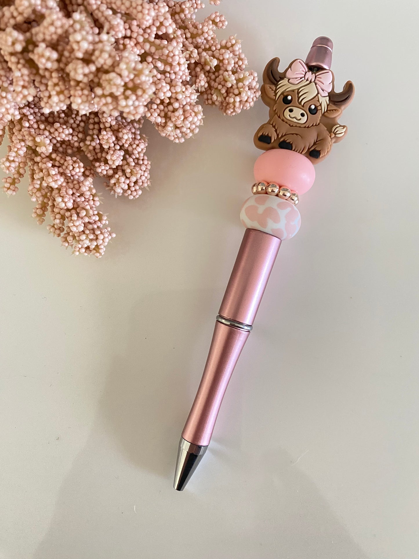 Girl Highland Cow Beaded Pen