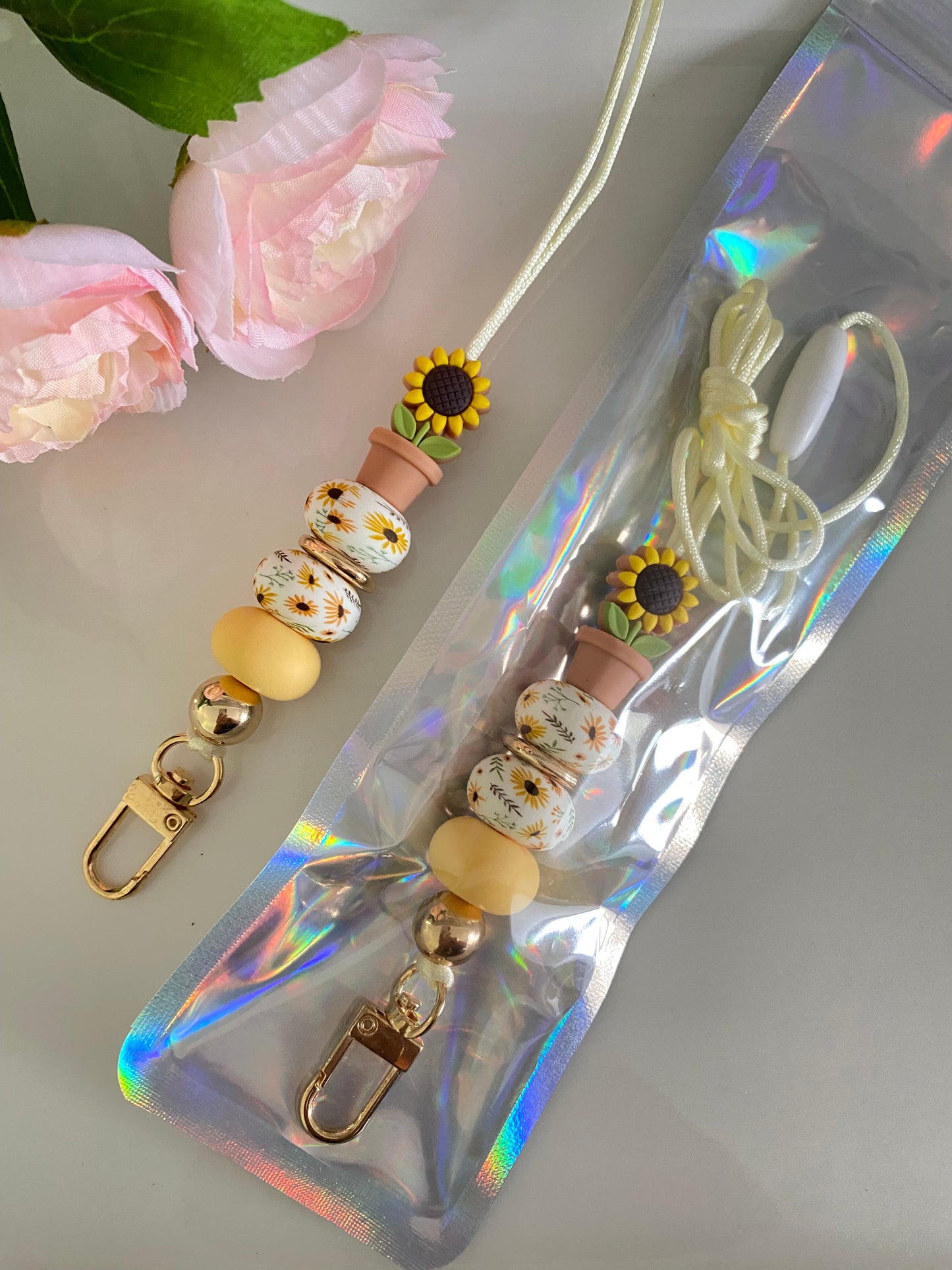 Potted Daisy Beaded Lanyard