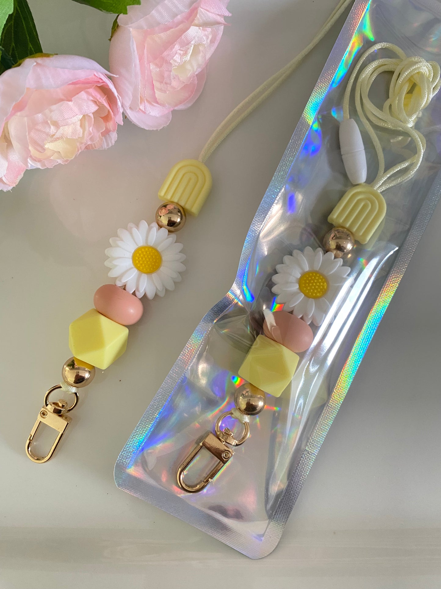 White Daisy Beaded Lanyard